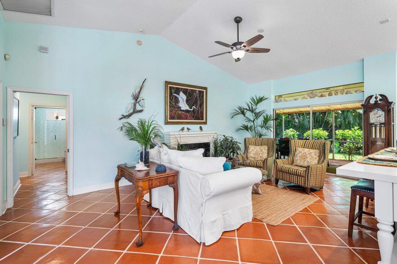 13982 Paddock Drive, Wellington, FL 33414 Photo