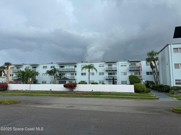 223 Columbia Drive, Unit 122, Cape Canaveral, FL 32920
