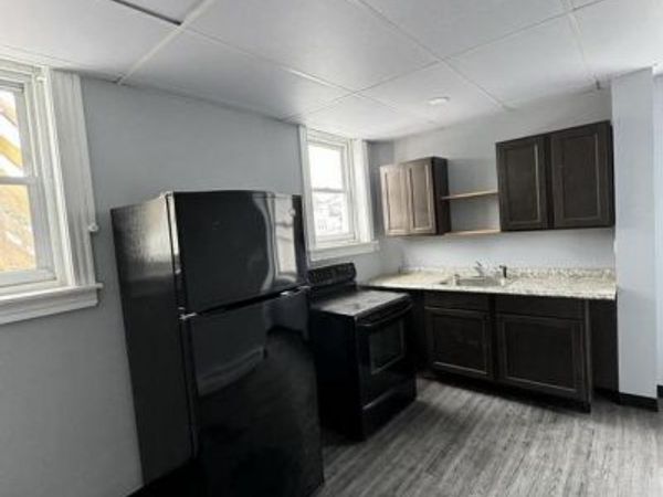 15 S CHURCH LANE, UPPER DARBY, PA 19082