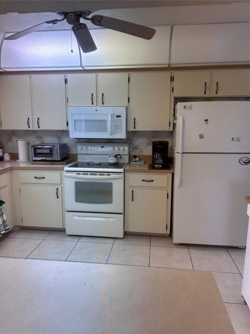 31 Lake Fairgreen Circle, New Smyrna Beach, FL 32168 Photo