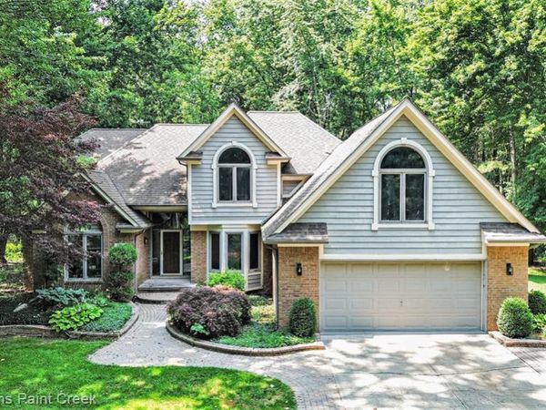 6365 Hayfield Lane, Almont Twp, MI 48003