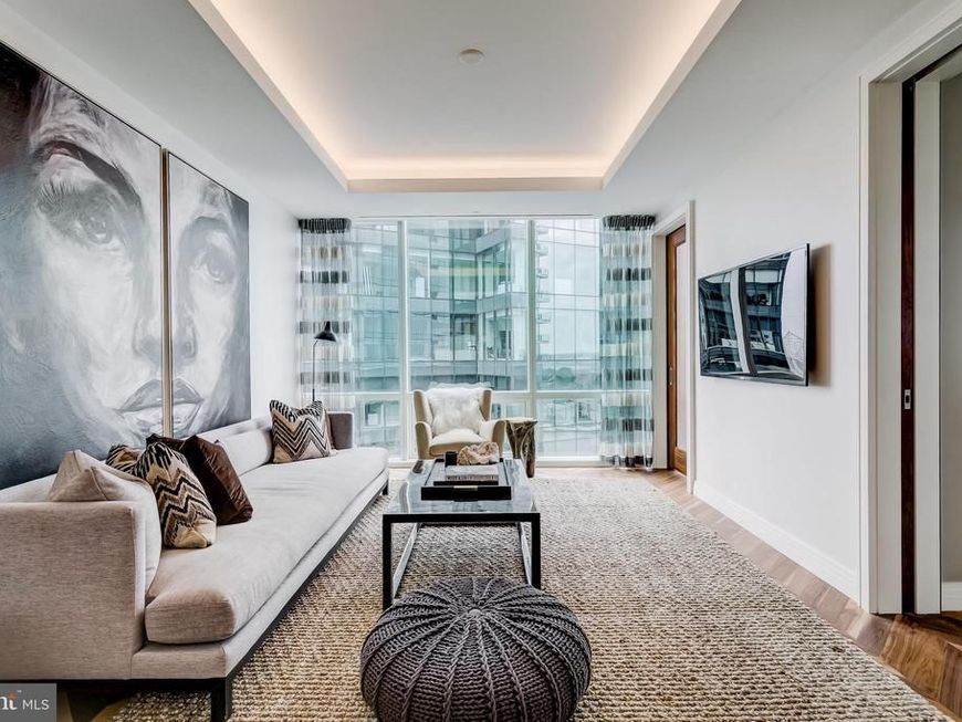 300 International Drive, Unit 1907, Baltimore, MD 21202 Main Photo