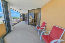 9650 Shore Dr. photo 4