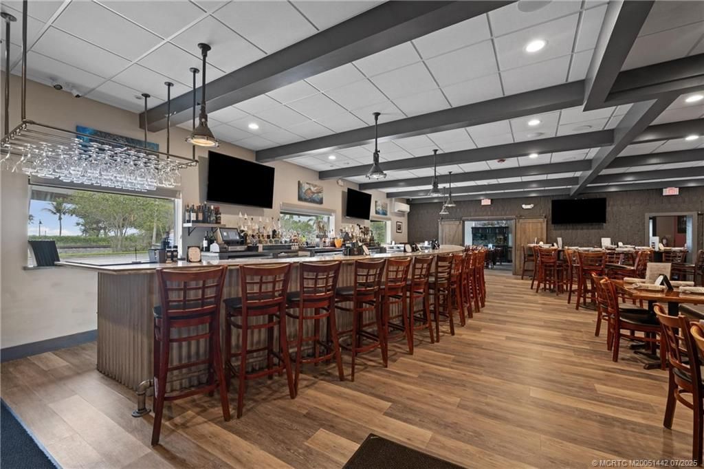 514 NW Dixie Highway, Stuart, FL 34994 Photo