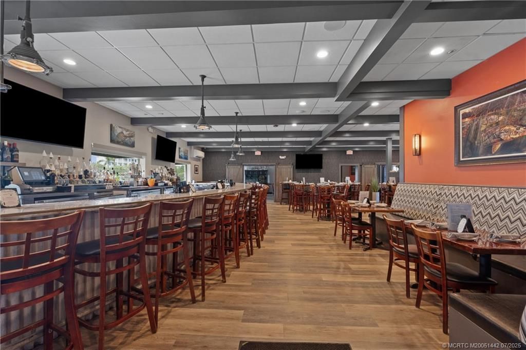 514 NW Dixie Highway, Stuart, FL 34994 Photo