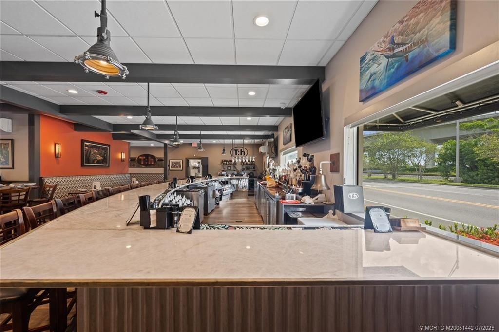 514 NW Dixie Highway, Stuart, FL 34994 Photo