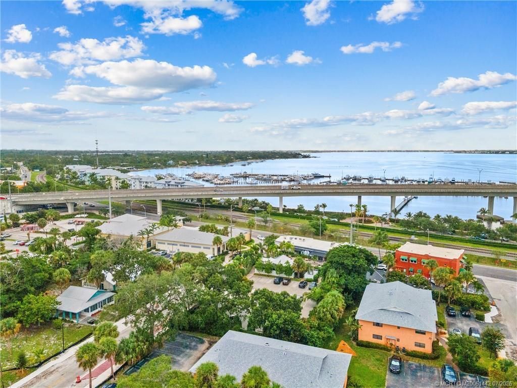 514 NW Dixie Highway, Stuart, FL 34994 Photo