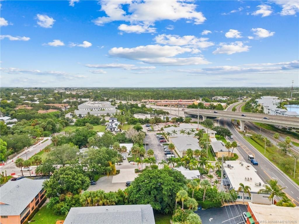 514 NW Dixie Highway, Stuart, FL 34994 Photo