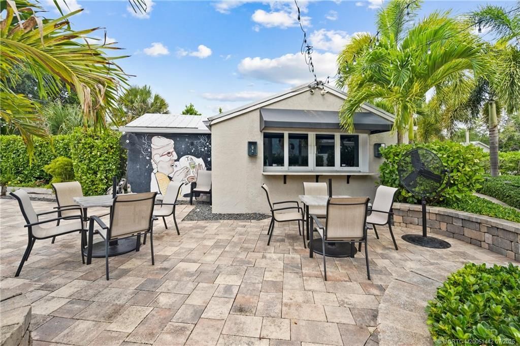 514 NW Dixie Highway, Stuart, FL 34994 Photo