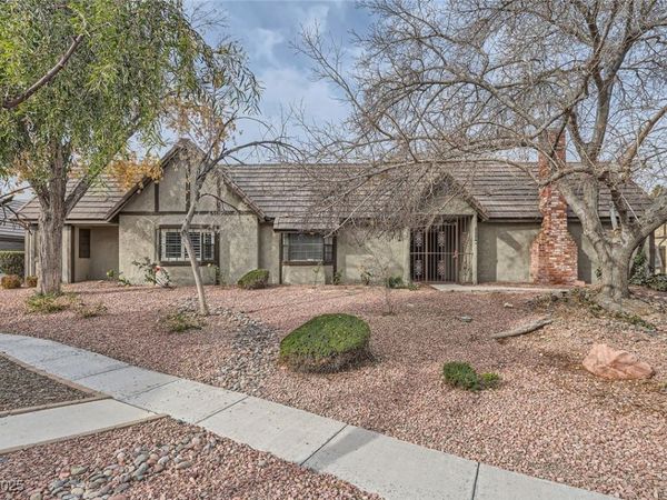 3954 Edgemoor Way, Las Vegas, NV 89121