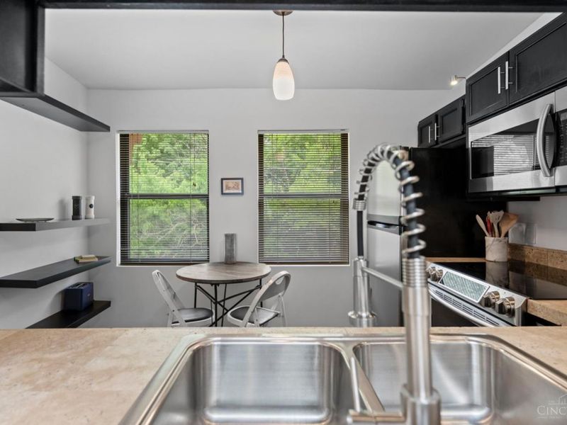 143 Goethe Street, Unit 4D, Cincinnati, OH 45202 Photo 14