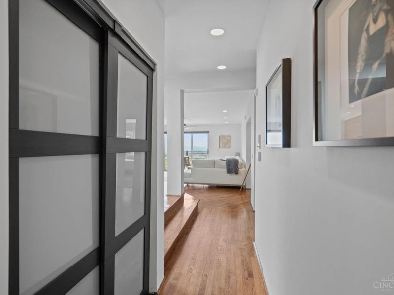 143 Goethe Street, Unit 4D, Cincinnati, OH 45202 Photo 3