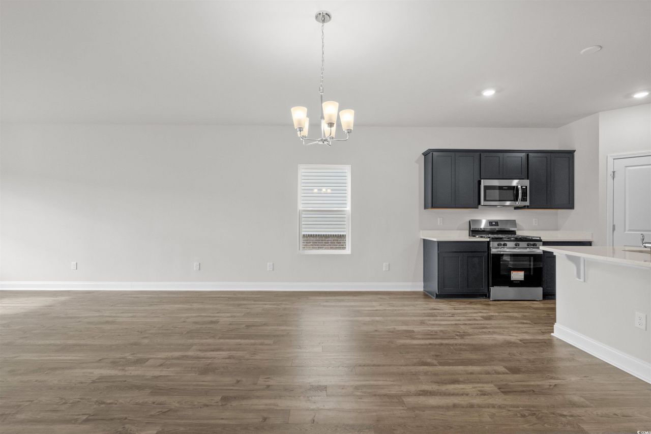 2494 Campton Loop Photo 10