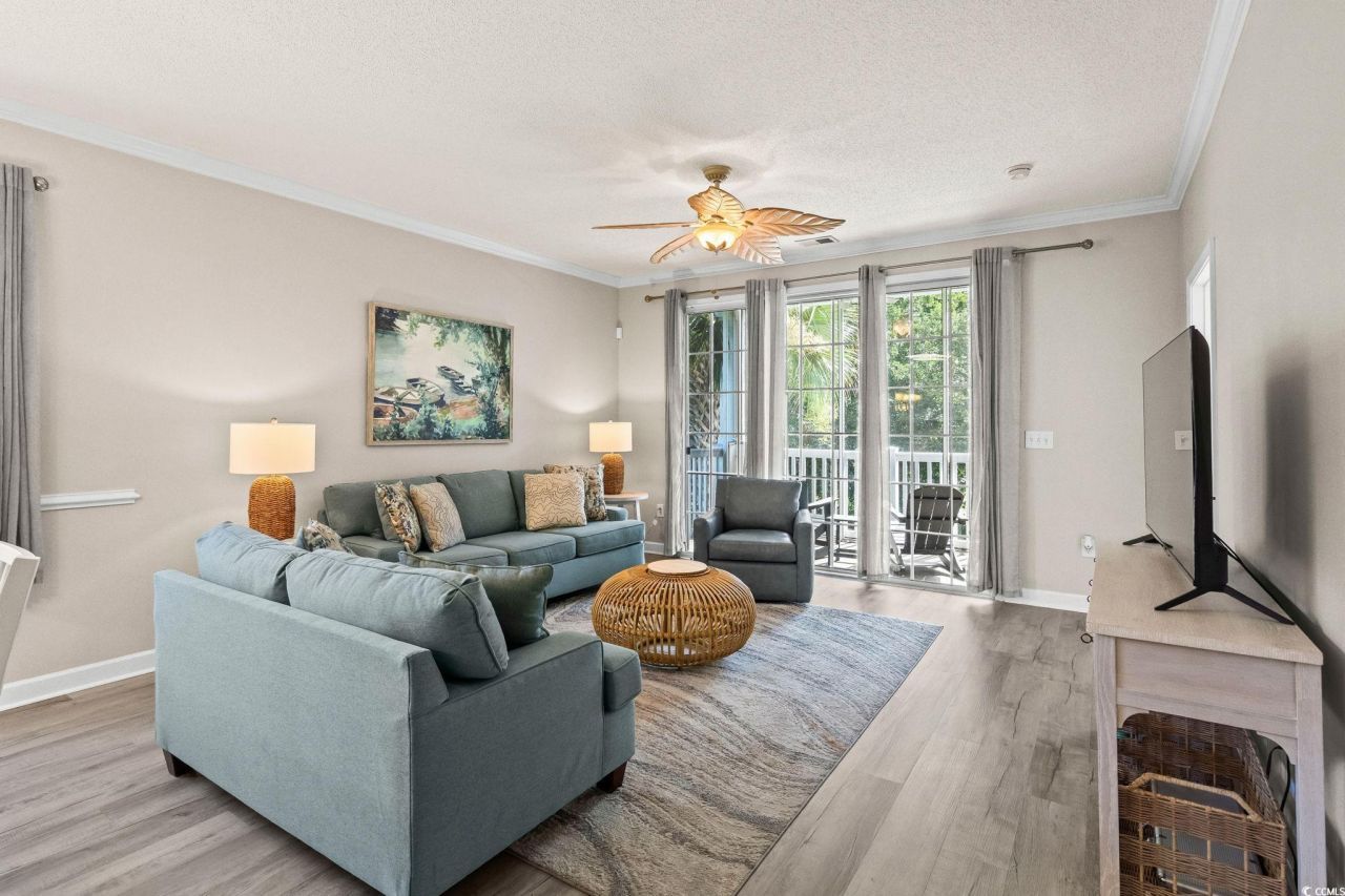 6015 Catalina Dr. Photo 7