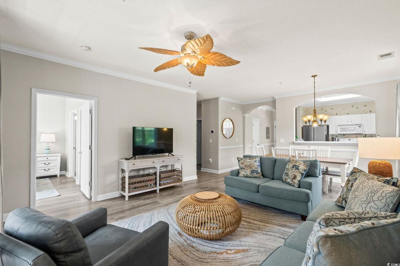 6015 Catalina Dr. Photo 9