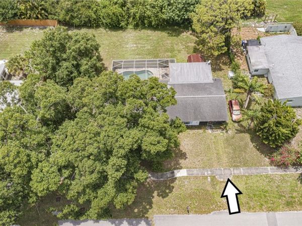 2185 32nd Avenue, Vero Beach, FL 32960