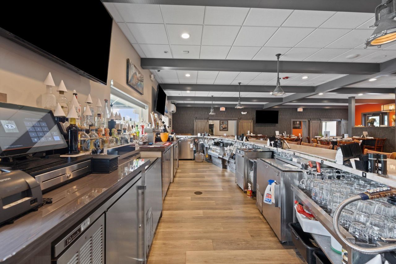 514 NW Dixie Highway, Stuart, FL 34994 Photo