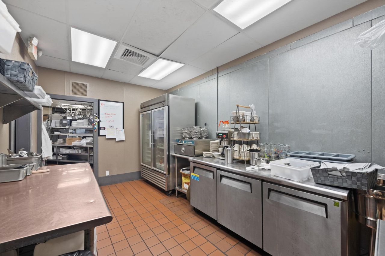 514 NW Dixie Highway, Stuart, FL 34994 Photo