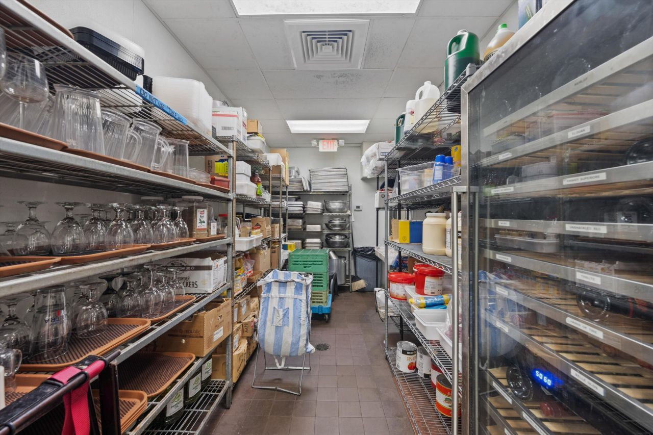 514 NW Dixie Highway, Stuart, FL 34994 Photo