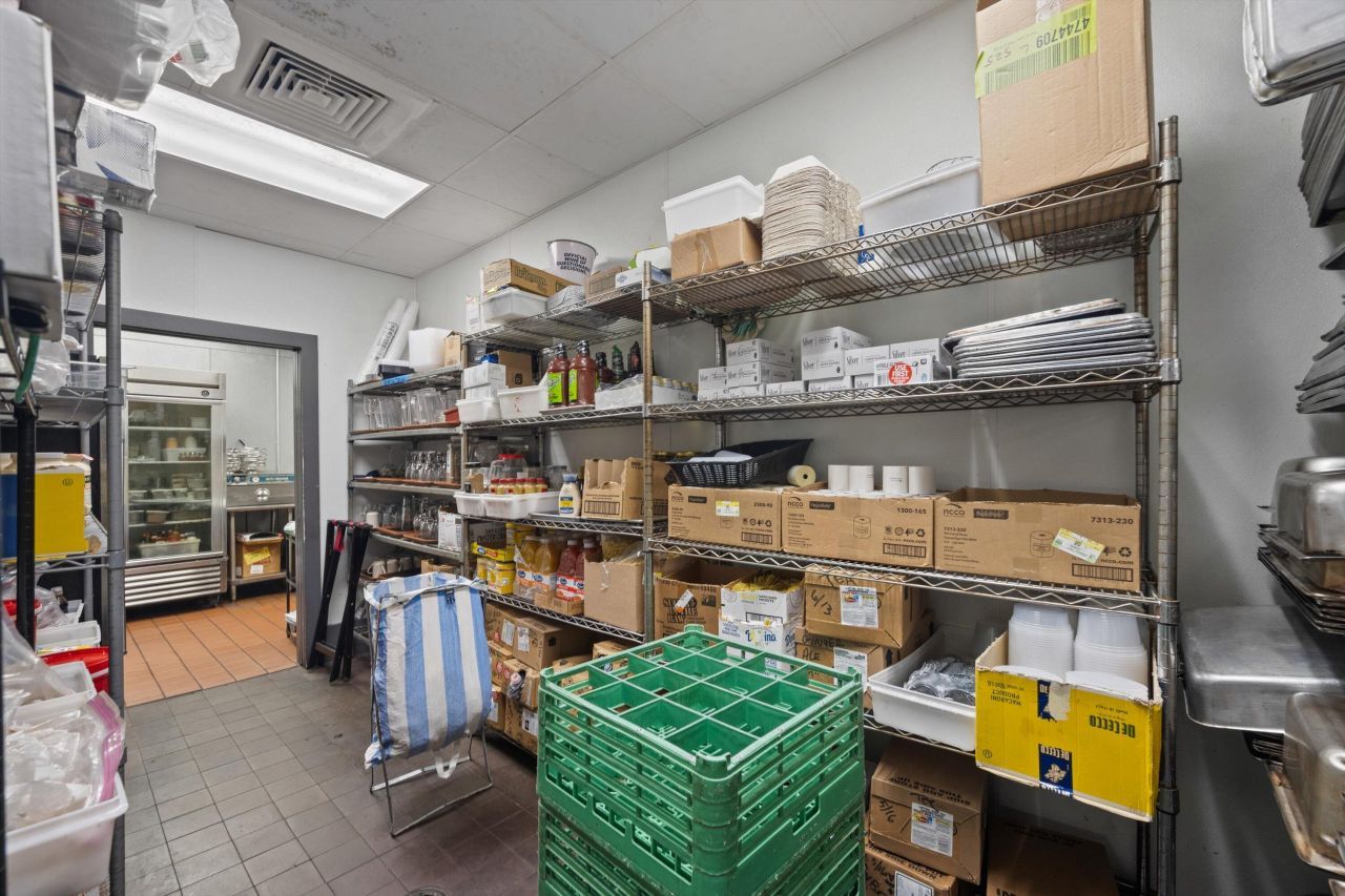 514 NW Dixie Highway, Stuart, FL 34994 Photo