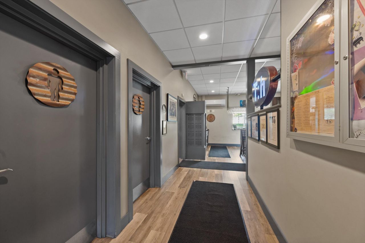 514 NW Dixie Highway, Stuart, FL 34994 Photo