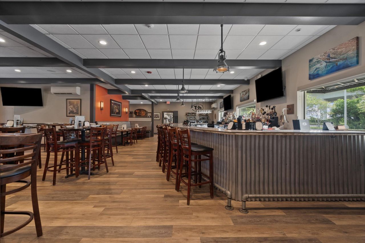 514 NW Dixie Highway, Stuart, FL 34994 Photo