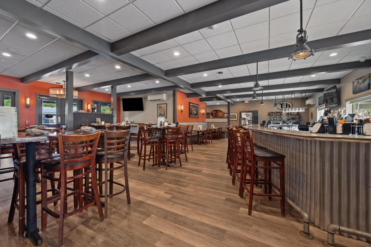 514 NW Dixie Highway, Stuart, FL 34994 Photo