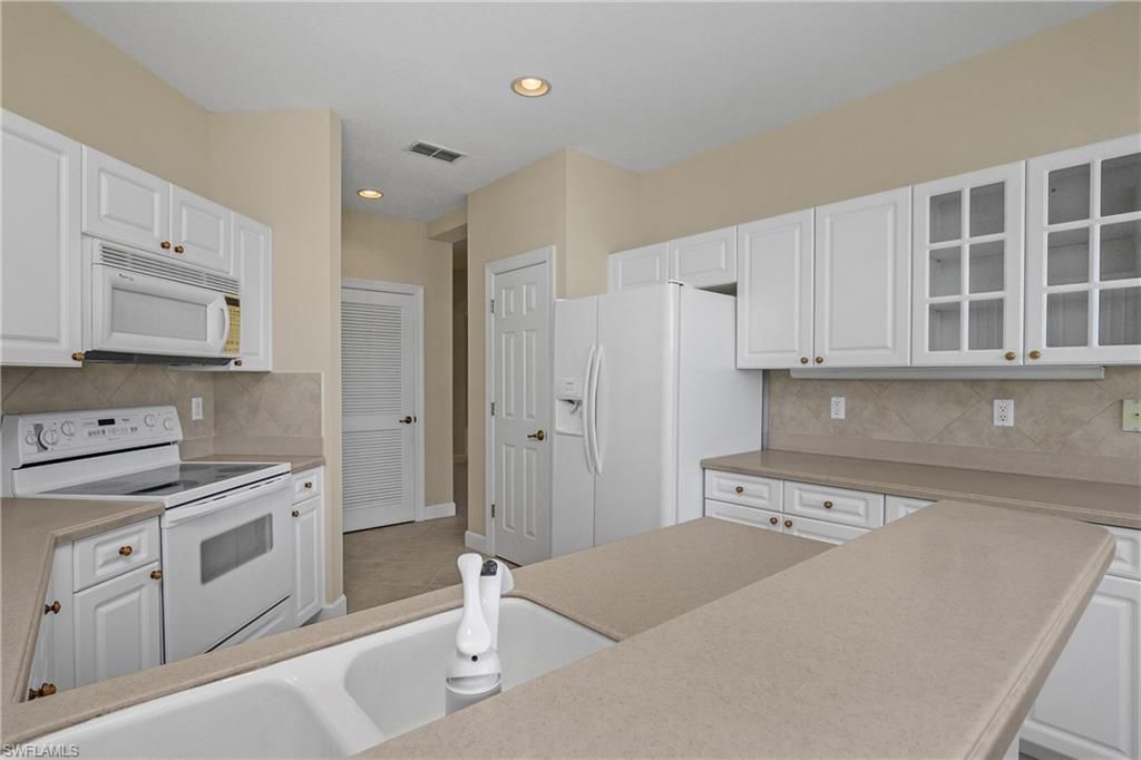 9533 Cypress Hammock Cir, Unit 102, Estero, FL 34135 Photo