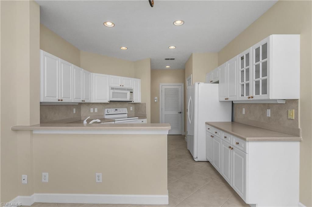 9533 Cypress Hammock Cir, Unit 102, Estero, FL 34135 Photo