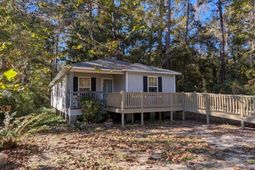 662 Main Road photo 4