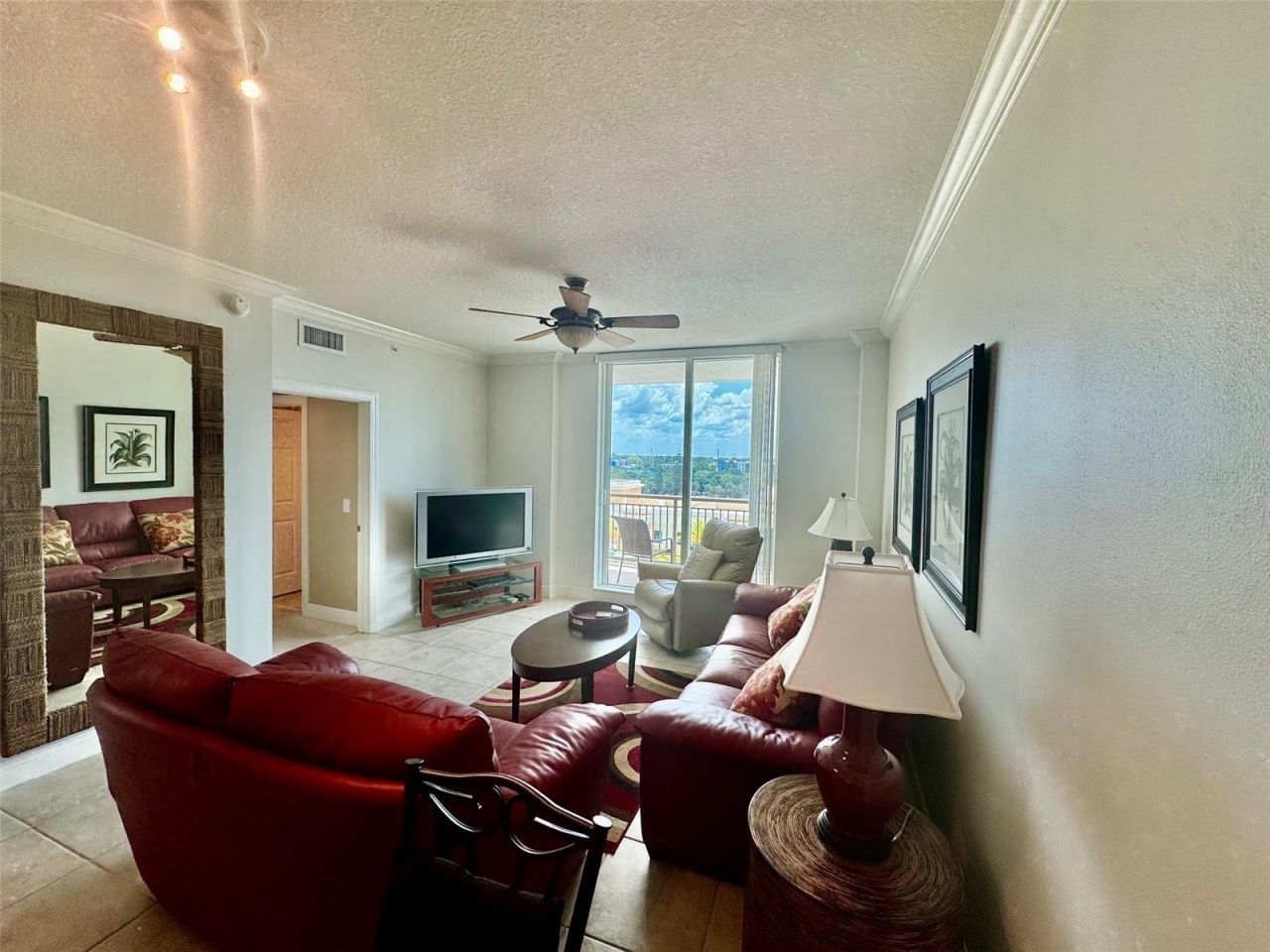 800 N Tamiami Trail, Unit 708, Sarasota, FL 34236 Photo