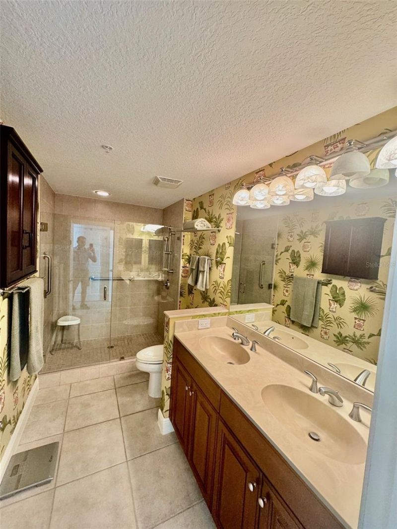 800 N Tamiami Trail, Unit 708, Sarasota, FL 34236 Photo