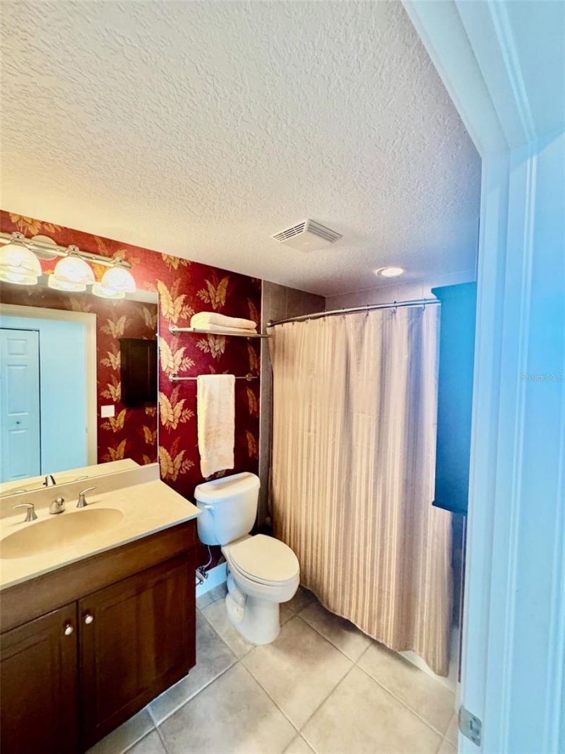 800 N Tamiami Trail, Unit 708, Sarasota, FL 34236 Photo