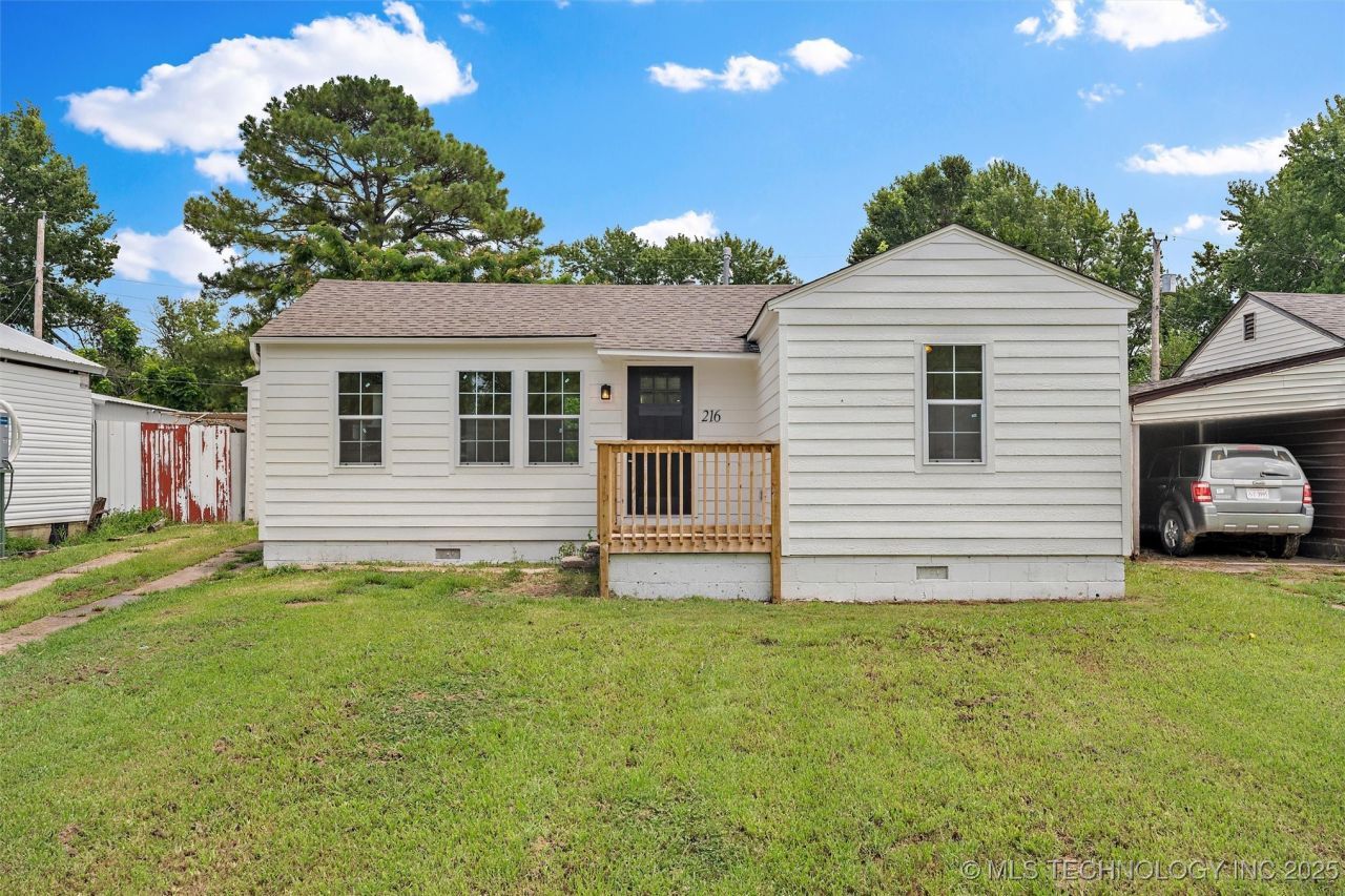 216 S Delaware Street, Dewey, OK 74029 Main Photo