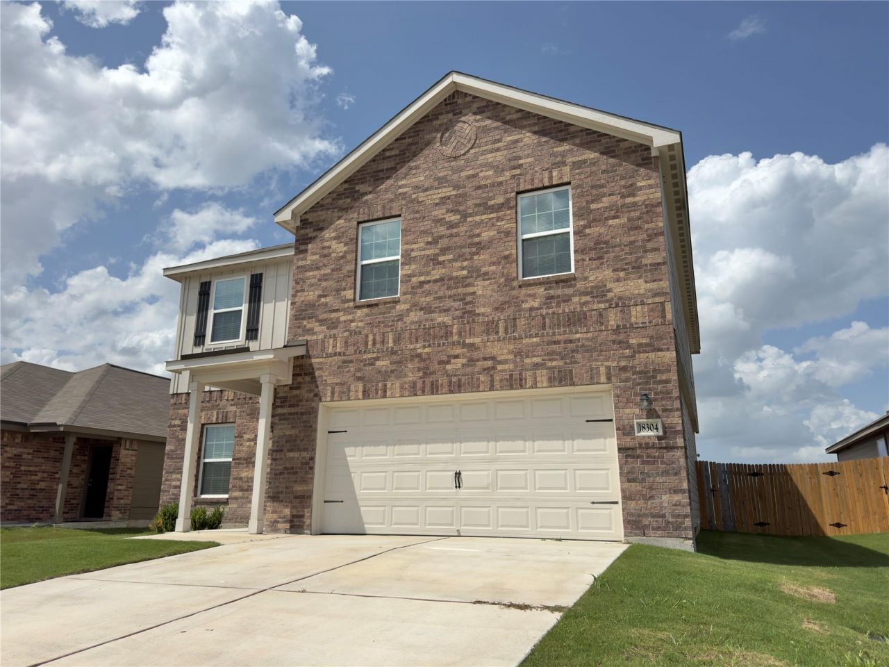 18304 Speculator Ln, Elgin, TX 78621 Main Photo
