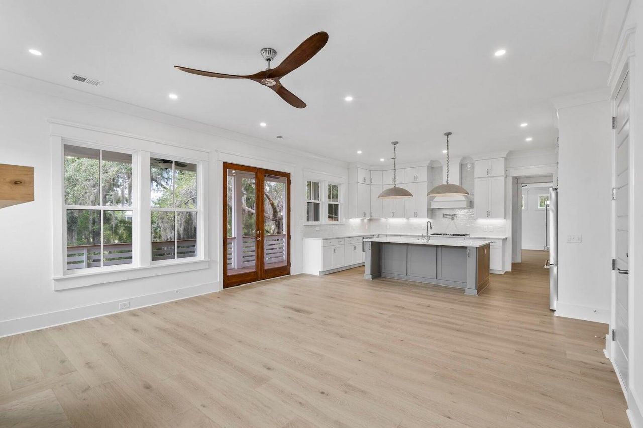 1705 Ancient Oaks Lane Photo 21