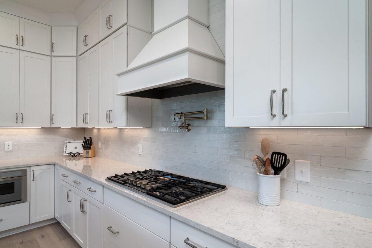 1705 Ancient Oaks Lane Photo 29