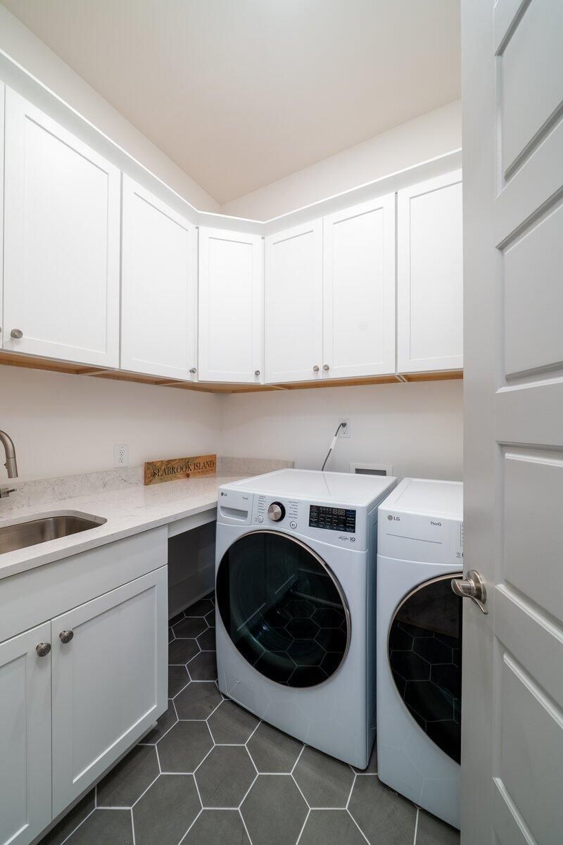 1705 Ancient Oaks Lane Photo 34