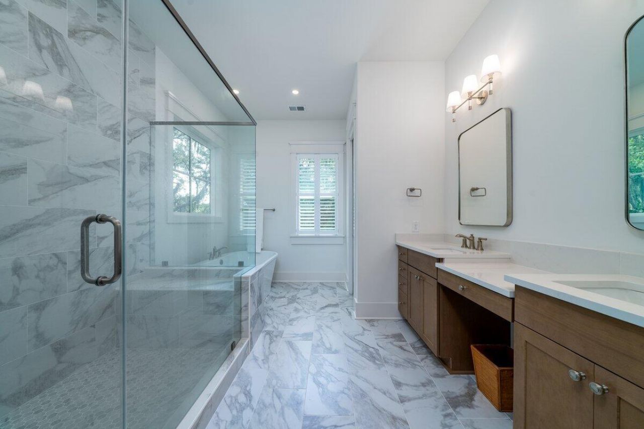 1705 Ancient Oaks Lane Photo 38