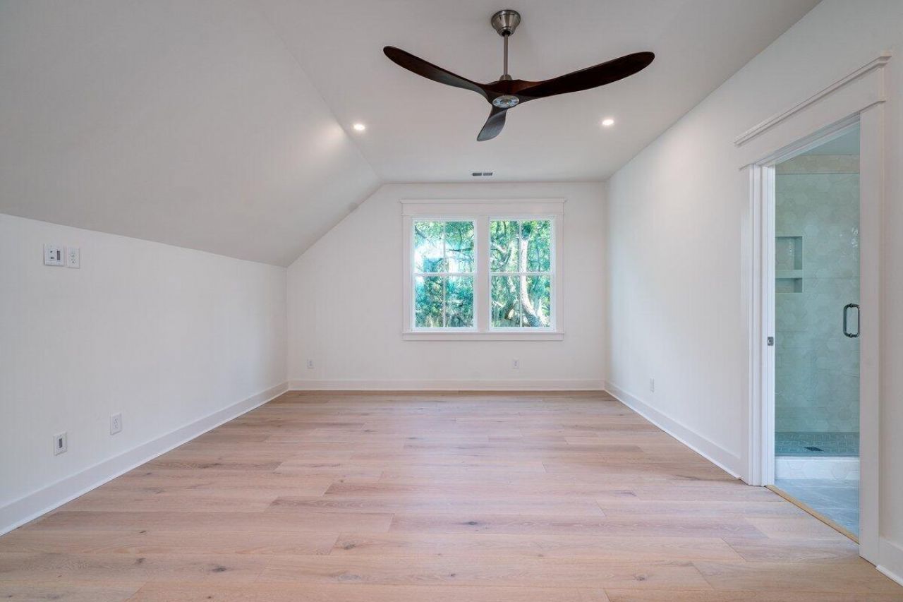 1705 Ancient Oaks Lane Photo 54