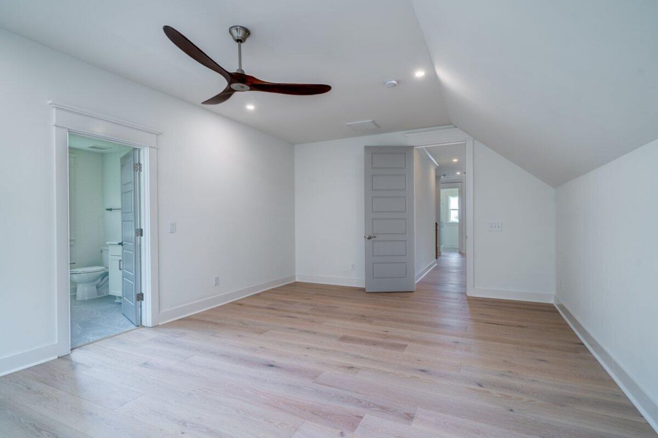 1705 Ancient Oaks Lane Photo 55