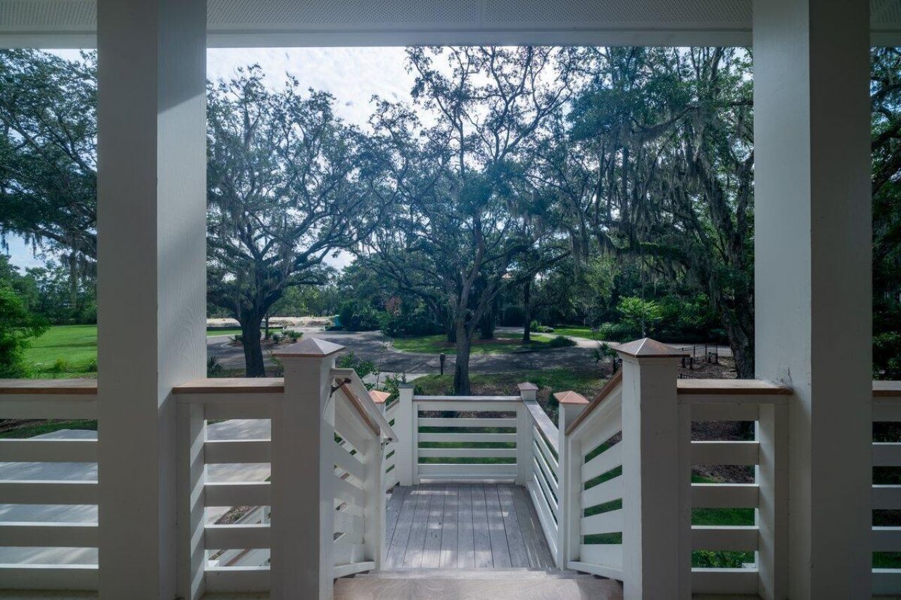 1705 Ancient Oaks Lane Photo 8