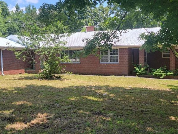 224 Bible Grove Road, Lexington, TN 38351