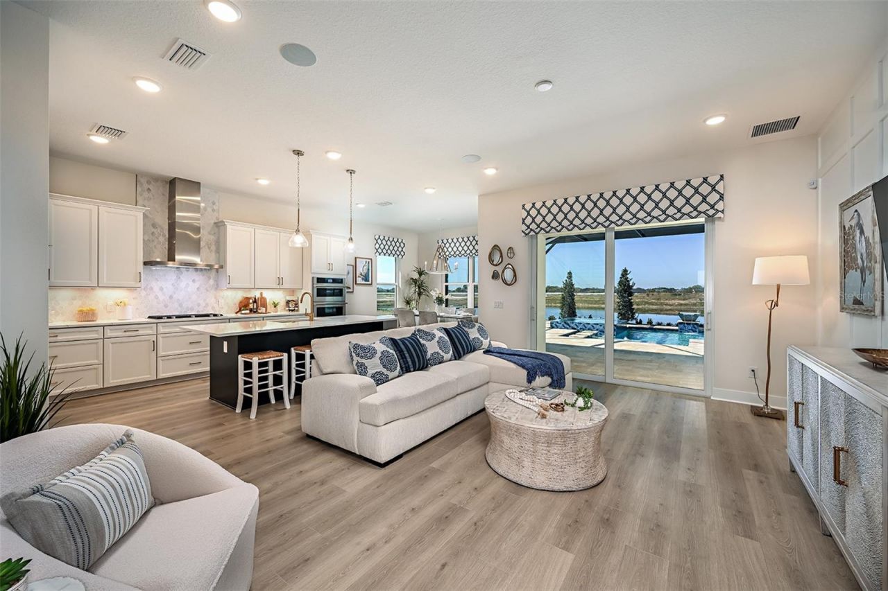 719 Maldives Trail, Sarasota, FL 34234 Photo