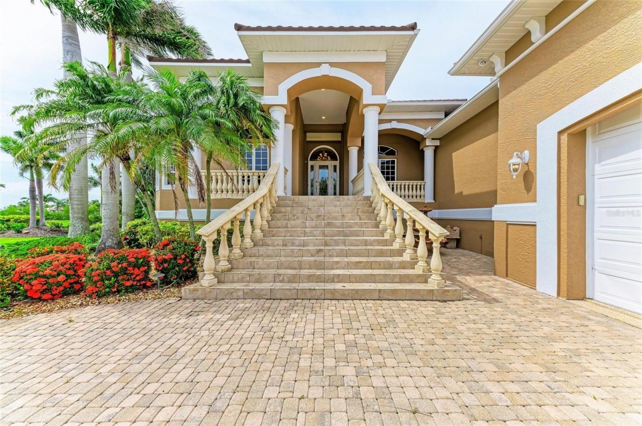 4531 Grassy Point Boulevard, Port Charlotte, FL 33952 Photo