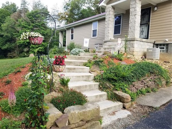 147 Kesler Dr, Rector, PA 15677