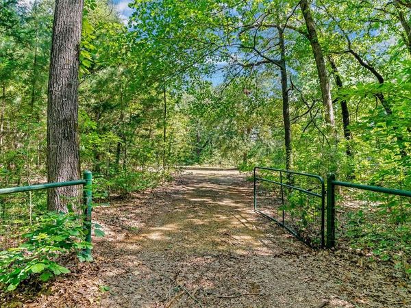 1987 County Road 3234, Quitman, TX 75783