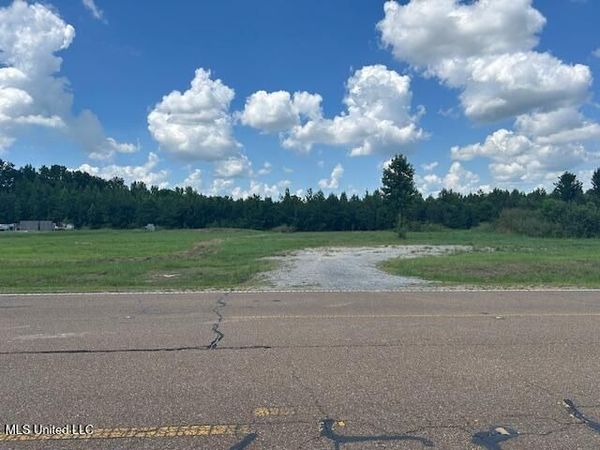 West Sowell Road, Gluckstadt, MS 39110