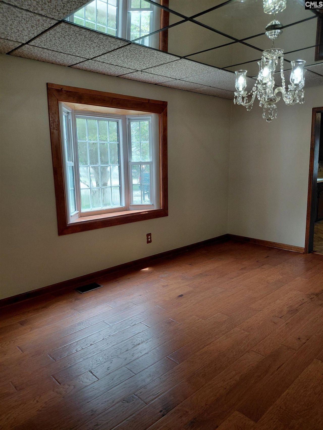 6810 Satchelford Road Photo 17