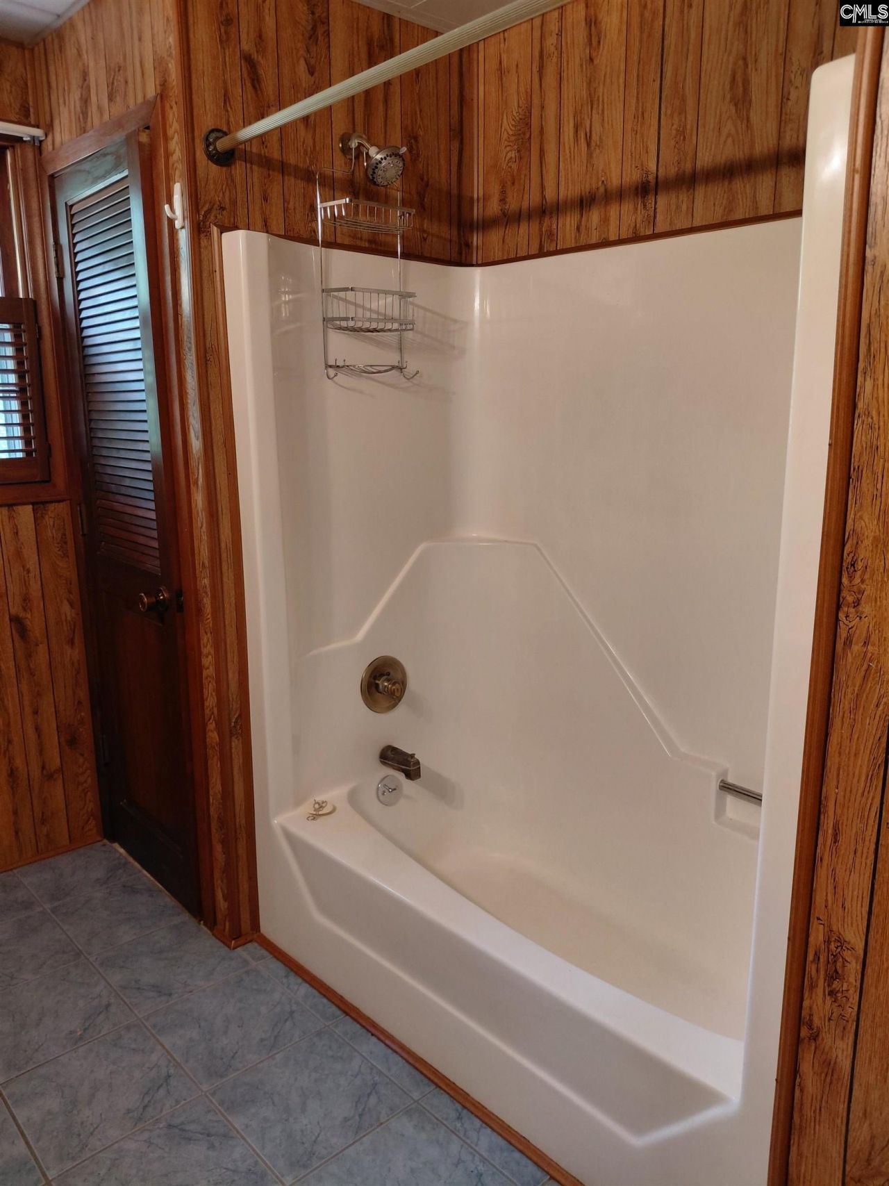 6810 Satchelford Road Photo 23